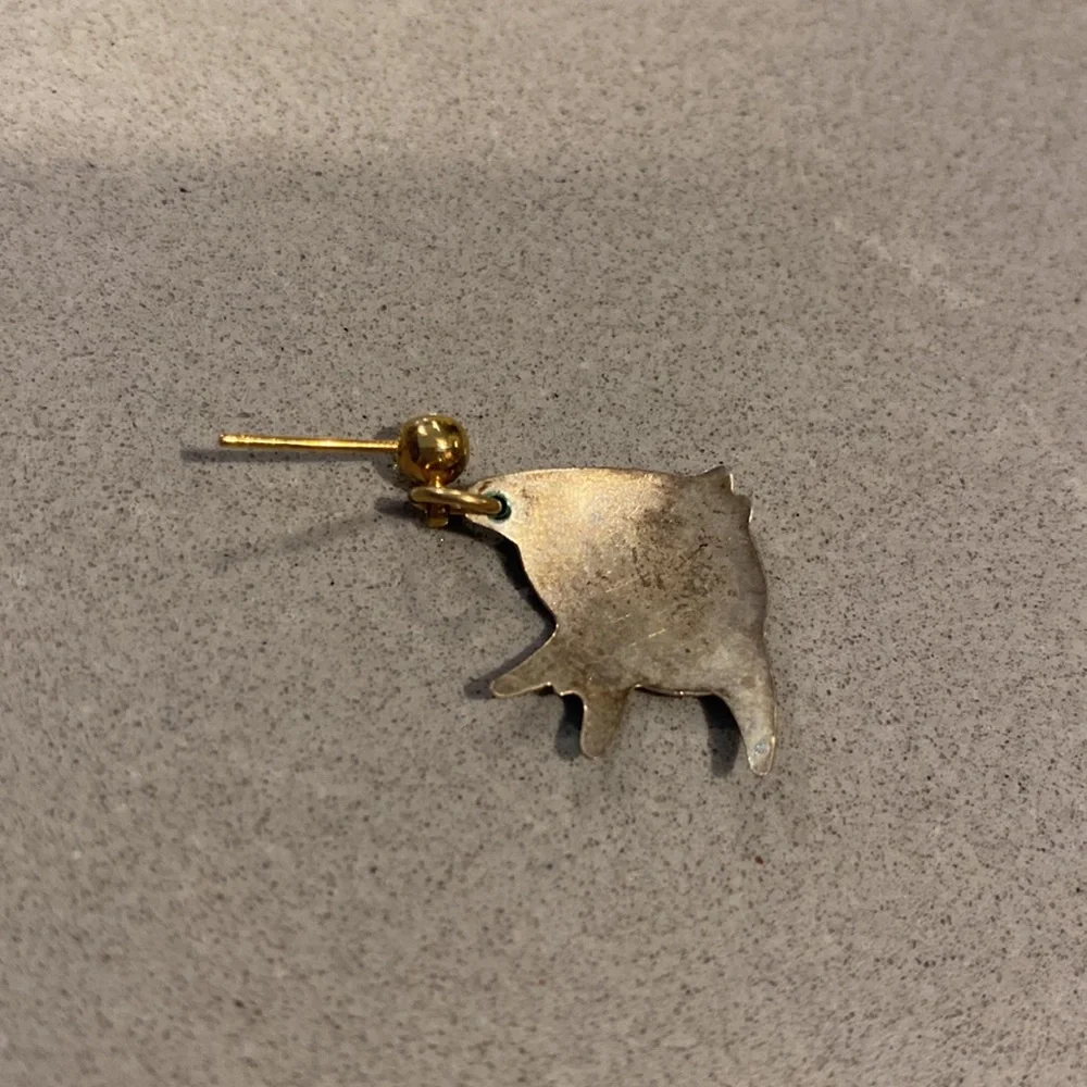 Single Fish Earring - Picture 2 of 2